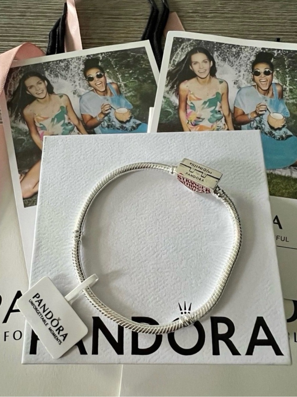 pandora bracelet - Picture 2 of 2